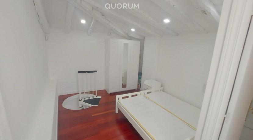 Espectacular Vivienda Reformada En las Siete Calles.