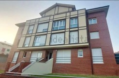 Estupenda Vivienda En Calle Errekabide