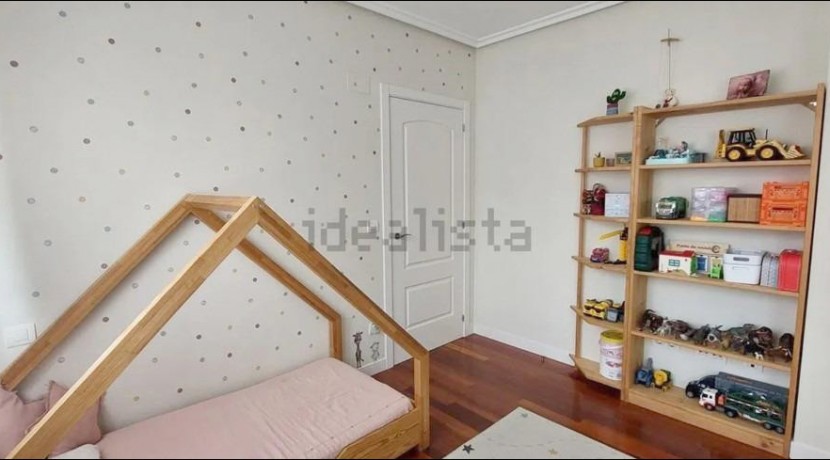 Estupenda Vivienda En Calle Errekabide