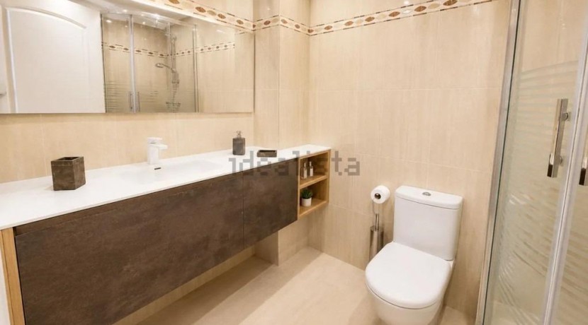 Estupenda Vivienda En Calle Errekabide