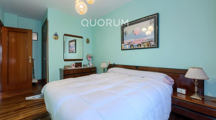 ¡¡¡EXCLUSIVA!!! Piso En Venta de 3 Habitaciones en Zorroza Para Entrar a Vivir, Garaje Opcional