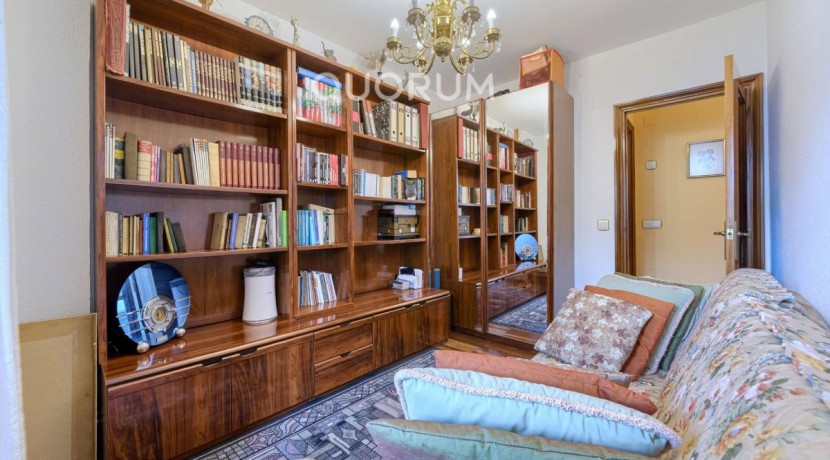 ¡¡¡EXCLUSIVA!!! Piso En Venta de 3 Habitaciones en Zorroza Para Entrar a Vivir, Garaje Opcional