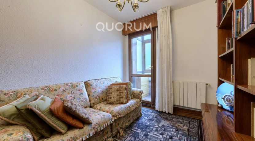 ¡¡¡EXCLUSIVA!!! Piso En Venta de 3 Habitaciones en Zorroza Para Entrar a Vivir, Garaje Opcional