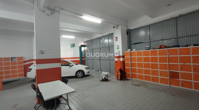 Gran local / Micro-Hub Logístico con acceso para vehículos
