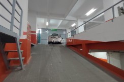 Gran local / Micro-Hub Logístico con acceso para vehículos
