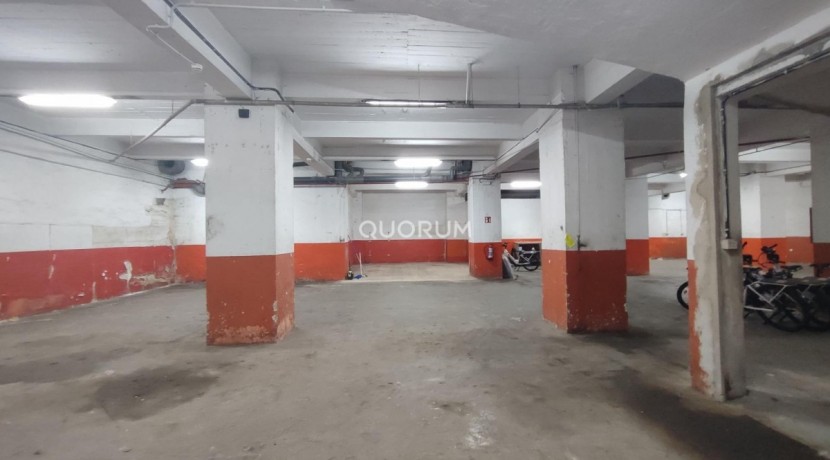 Gran local / Micro-Hub Logístico con acceso para vehículos