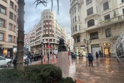 Gran Vivienda De Cuatro Dormitorios En Pleno Centro
