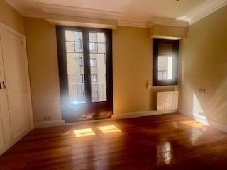 Gran Vivienda De Cuatro Dormitorios En Pleno Centro