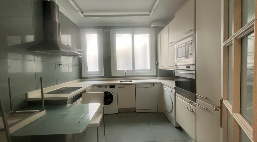 Gran Vivienda De Cuatro Dormitorios En Pleno Centro