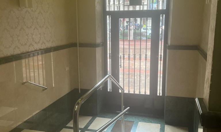 Gran Vivienda De Cuatro Dormitorios En Pleno Centro