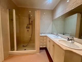 Gran Vivienda De Cuatro Dormitorios En Pleno Centro