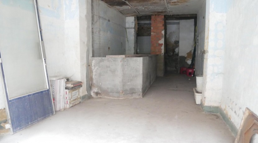 Local Comercial Con Entreplanta Diáfano En Zona Centro-Ambulatorio