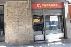 Local Comercial Con Mucha Afluencia De Paso En Zona Ariz