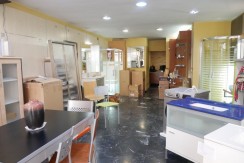Local comercial En Buen Estado Zona Kalero