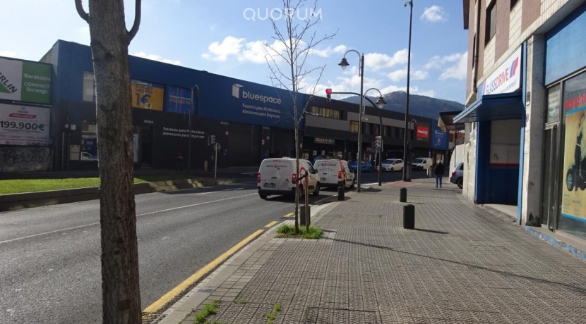 Local Comercial En La Zona De Bolueta