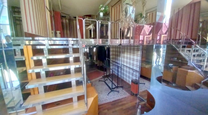 Local Comercial En Zona Muy Céntrica