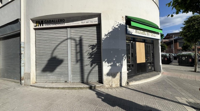 LOCAL COMERCIAL ESQUINA EN ELORRIETA
