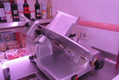 Local Comercial Funcionando Como Carniceria