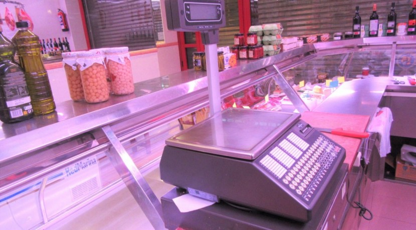 Local Comercial Funcionando Como Carniceria