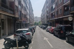 Local en venta en calle Hermanos Larrarte.