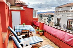Luz, Encanto y Una Terraza Para Disfrutar