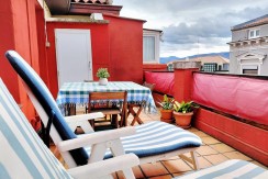 Luz, Encanto y Una Terraza Para Disfrutar