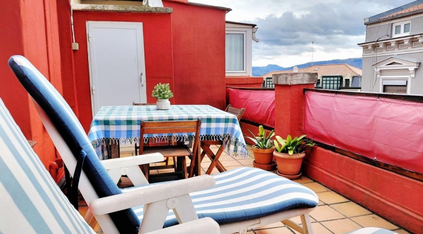 Luz, Encanto y Una Terraza Para Disfrutar