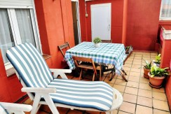 Luz, Encanto y Una Terraza Para Disfrutar