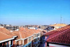 Luz, Encanto y Una Terraza Para Disfrutar