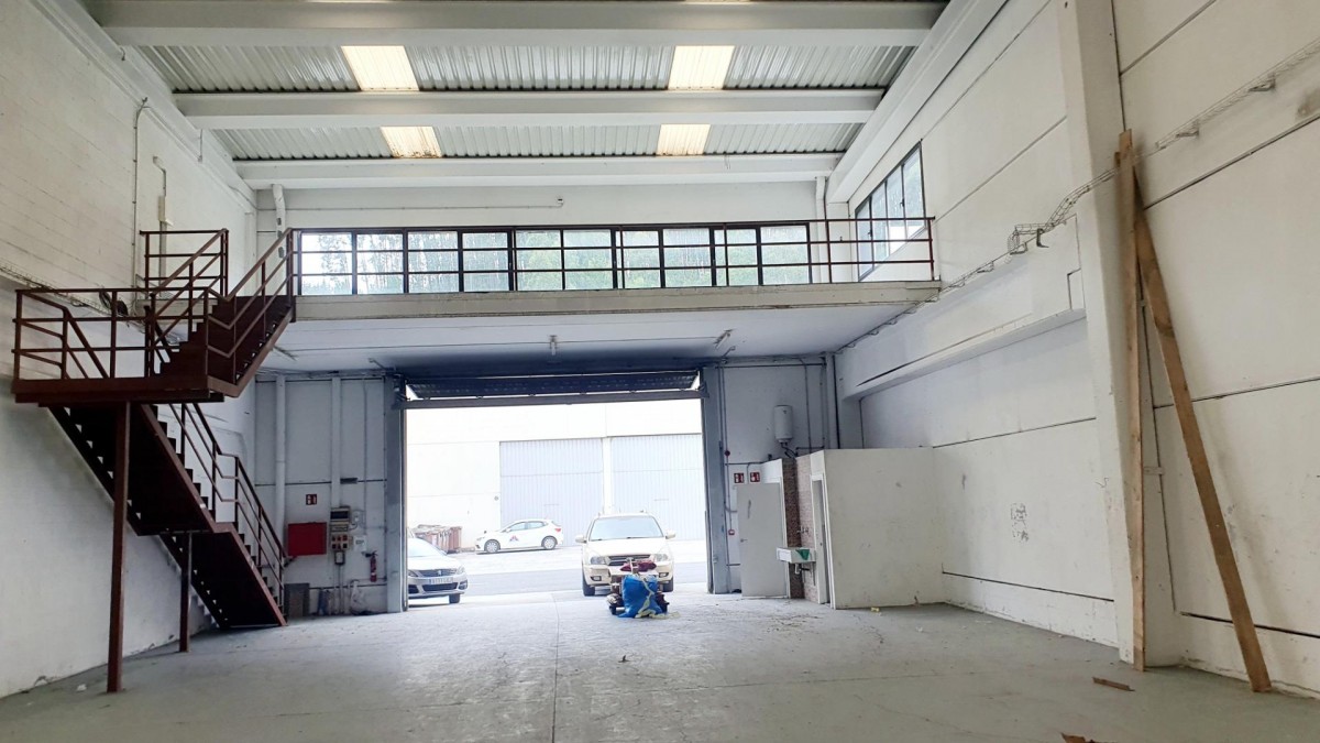 Nave en Erleches