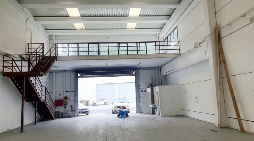 Nave en Erleches