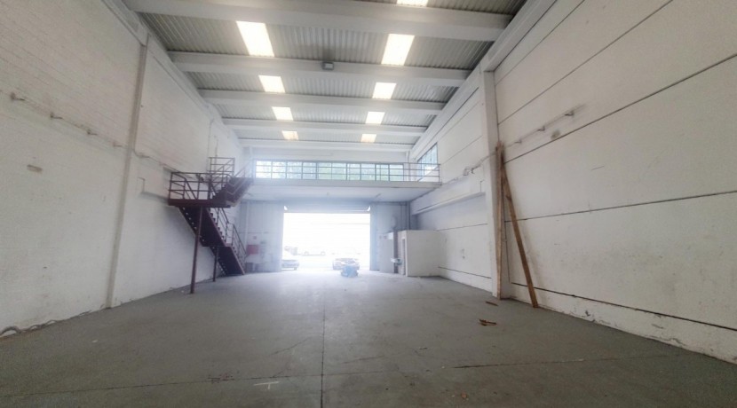 Nave en Erleches