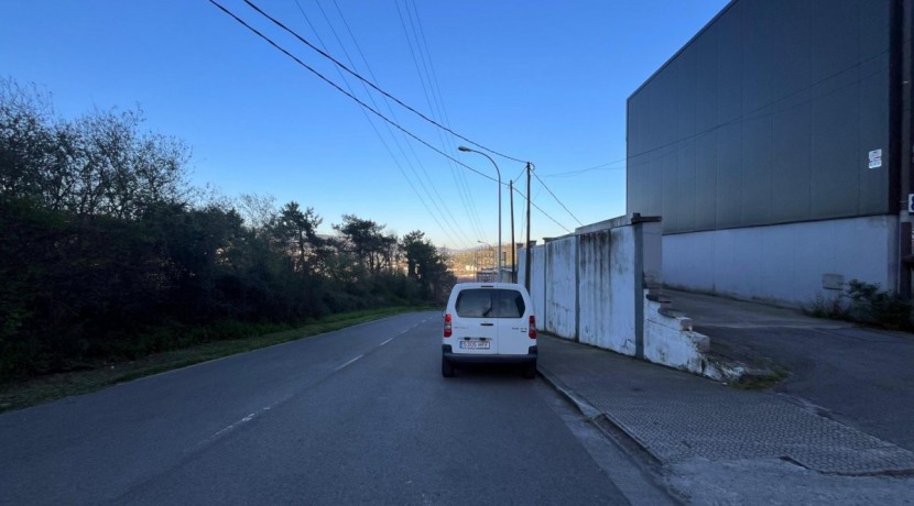 Nave Industrial Equipado Con Camáras de Frio En Zona Arteagoiti
