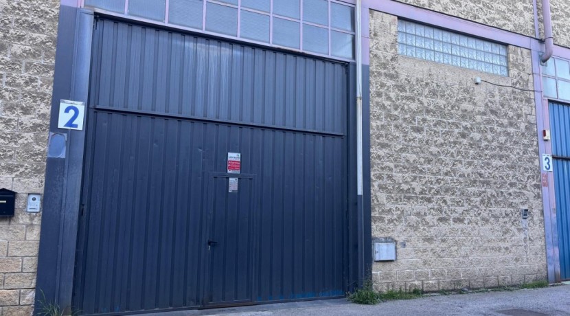 Nave Industrial Equipado Con Camáras de Frio En Zona Arteagoiti