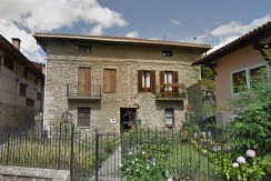 ¡OPORTUNIDAD! Adosado De Piedra Para Decorar A Tu Gusto Con Terreno y Tejado Reformado en Zeberio