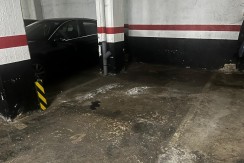 Parcela De Garaje Para Coche Pequeño En Zona Ariz