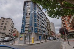 PISAZO De 5 Dormitorios y 2 Baños Con Ascensor Cota Cero y Balcón En Pleno Centro de Basauri