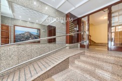 PISAZO De 5 Dormitorios y 2 Baños Con Ascensor Cota Cero y Balcón En Pleno Centro de Basauri