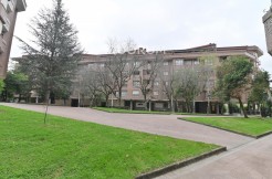Pisazo Para Entrar A Vivir Con Ascensor A Cota 0 De 2 Habitaciones En Zabalgane