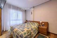 Piso Amplio Totalmente Exterior De 3 Dormitorios y 2 Baños Con Ascensor Cota 0, Garaje y Trastero Incluidos en Aperribai