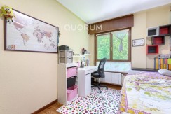 Piso Amplio Totalmente Exterior De 3 Dormitorios y 2 Baños Con Ascensor Cota 0, Garaje y Trastero Incluidos en Aperribai
