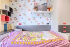Piso Amplio Totalmente Exterior De 3 Dormitorios y 2 Baños Con Ascensor Cota 0, Garaje y Trastero Incluidos en Aperribai