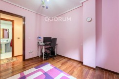 Piso Amplio Totalmente Exterior De 3 Dormitorios y 2 Baños Con Ascensor Cota 0, Garaje y Trastero Incluidos en Aperribai
