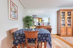 Piso Amplio Totalmente Exterior De 3 Dormitorios y 2 Baños Con Ascensor Cota 0, Garaje y Trastero Incluidos en Aperribai
