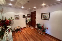 Piso Amplio y Luminoso De 3 Dorm. y 2 Baños Con Balcón Amplio, Ascensor y Parcela de Garaje y Trastero Incluidos En Zona Pozokoetxe