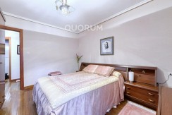 Piso Amplio y Luminoso De 3 Dorm. y 2 Baños Con Parcela de Garaje y Trastero Incluidos y Ascensor Cota 0 En Zona Ariz