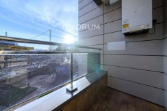 Piso Amplio y Luminoso De 3 Dorm. y 2 Baños Con Parcela de Garaje y Trastero Incluidos y Ascensor Cota 0 En Zona Ariz