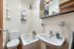 Piso Amplio y Luminoso De 3 Dorm. y 2 Baños Con Parcela de Garaje y Trastero Incluidos y Ascensor Cota 0 En Zona Ariz