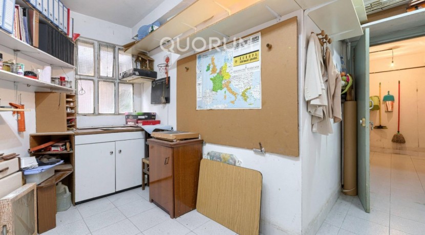 Piso Amplio y Luminoso De 3 Dorm. y 2 Baños Con Parcela de Garaje y Trastero Incluidos y Ascensor Cota 0 En Zona Ariz
