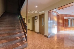 Piso Amplio y Luminoso De 3 Dorm. y 2 Baños Con Parcela de Garaje y Trastero Incluidos y Ascensor Cota 0 En Zona Ariz